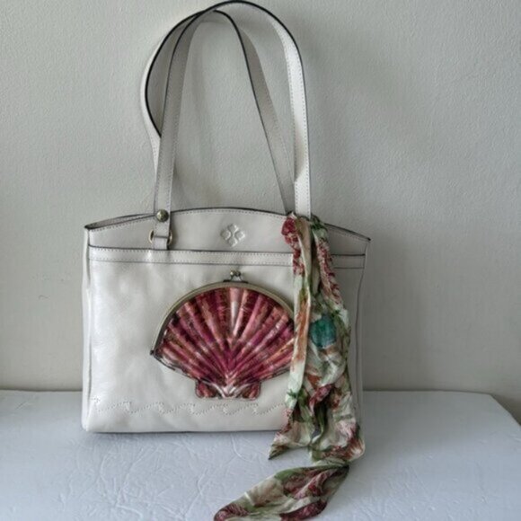 Patricia Nash Poppy Tote Leather w Seashells by the Seashore Scarf Latte White - Picture 2 of 12